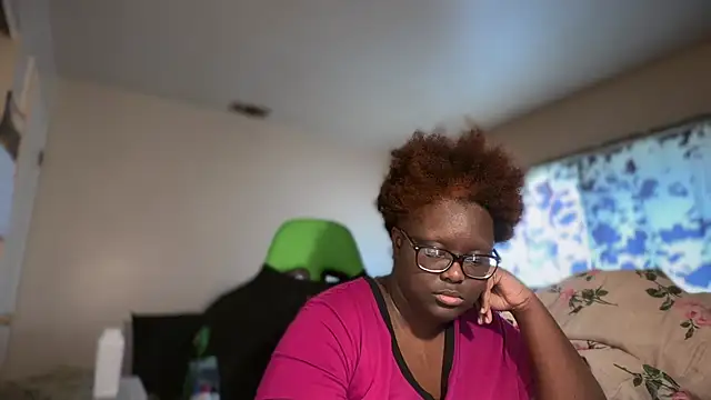 Chatroom XXX en direct de -Yagurlwest