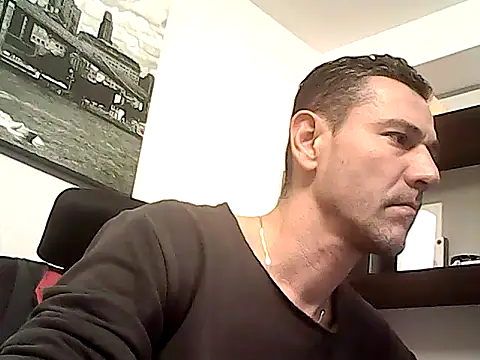 mastercharisma35 Show in webcam