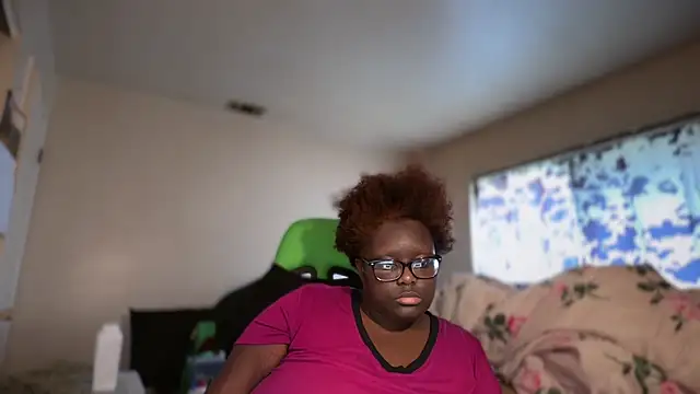 -Yagurlwestn Live XXX chat