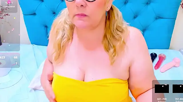 Nayla_Garnern Live XXX chat