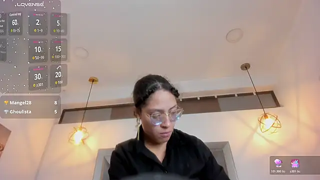 Chat XXX en directo de Hanna_Cornee_