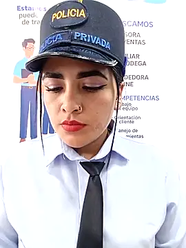 Chat XXX en directo de MAYE__13