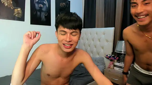 urtwinkbrixz Live XXX-Chat