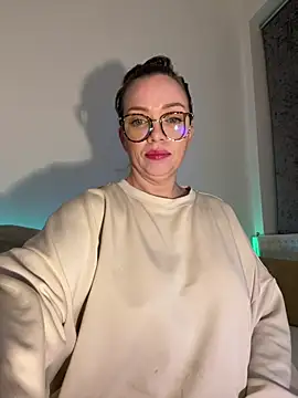 FemDom_RubyKnightXXO Webcamshow