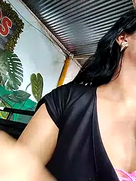 Chat XXX en directo de keilymadam