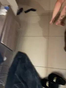 Chat XXX en directo de Dollyred