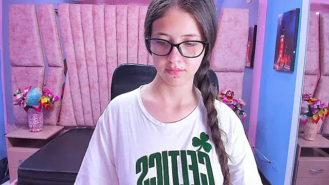 دردشة sarah_sweett_ الجنسية المباشرة