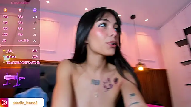 Chat +18 de AMELIELEONE ao vivo