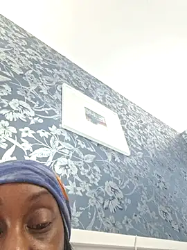 Show modela Ebony-SultryX na web-kameri