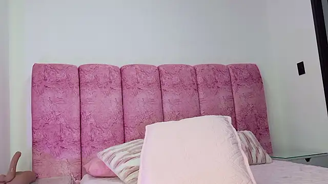 kendal_rossi Live XXX-Chat