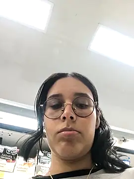 Chat +18 de Annya-sweet ao vivo