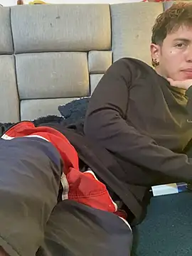 NaytonFreeman Live XXX-Chat