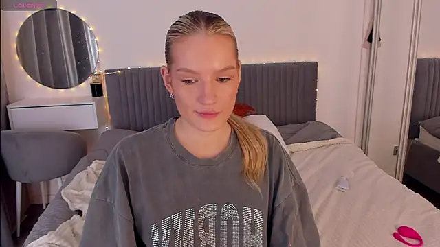 CassieRayss Chat XXX live