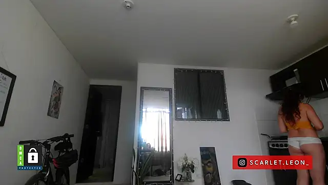 Scarletleon77 Chat XXX live