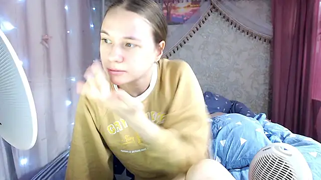 leila_bambi_'s Live XXX Chat