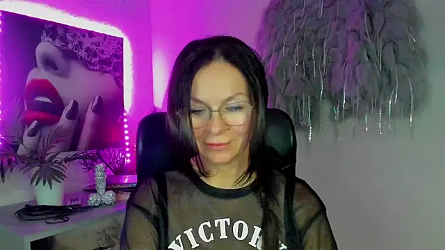 HelenLuxx's Live XXX Chat