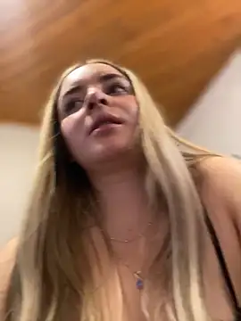 imlindapink's Live XXX Chat