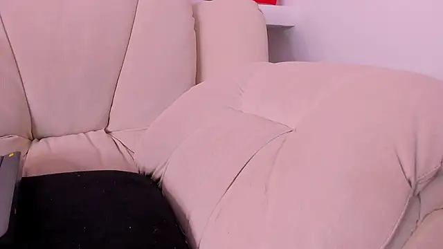 Chatroom XXX en direct de Radiant_Naomi