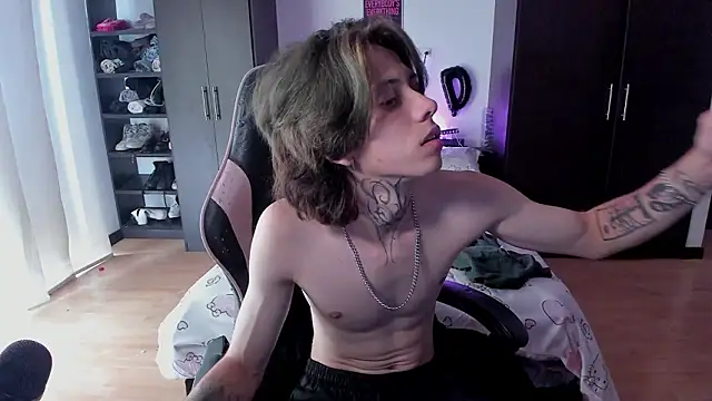 xIce_Boy's Live XXX Chat