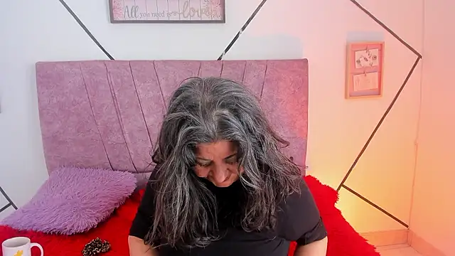 Victoriaa_Anderson élő XXX-chatje