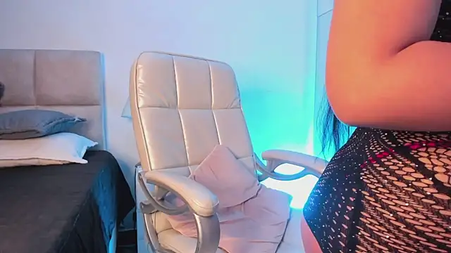 JulietaFerrer_'s Live XXX Chat