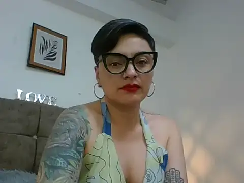 kat_paradise Live XXX-chat