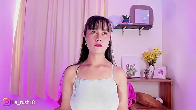 lila_rush élő XXX-chatje