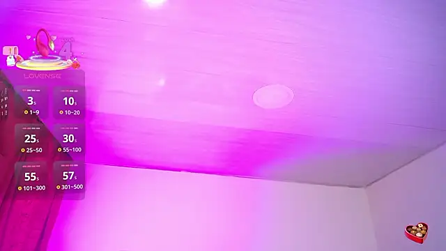 Онлайн чат XXX Miley_Walker1