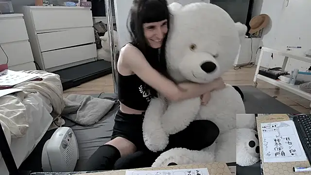 CeriseLapine Adlı Modelin Canlı XXX Sohbeti