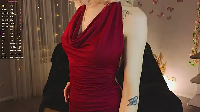 NyxaThorn's Webcam Show