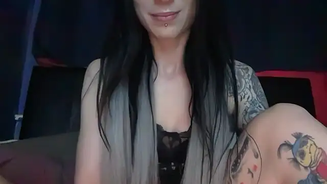 MissMidnightUK Webcam Show