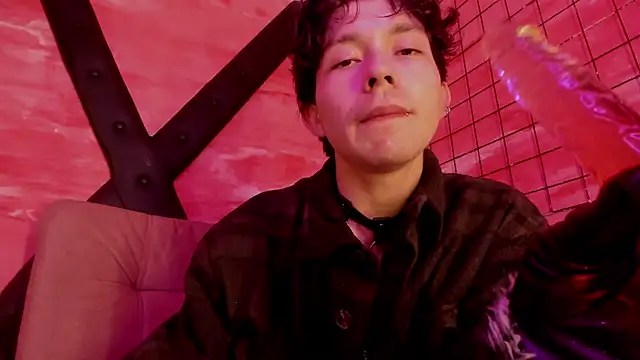 Czat XXX na żywo – Eliot_X