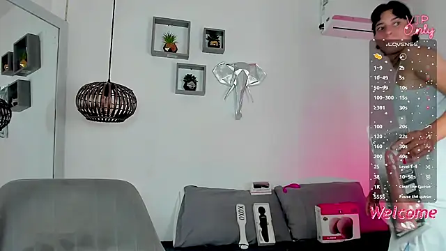 Czat XXX na żywo – AmberAdams_