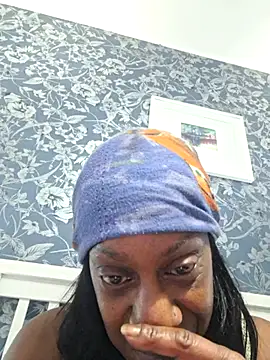 Chat XXX en directo de Ebony-SultryX