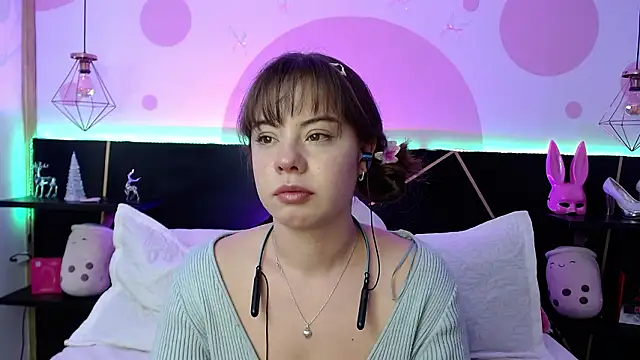 DanniAbbey élő XXX-chatje