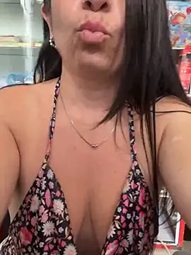 Dulce-miamilf: διαδικτυακό σόου στην κάμερα