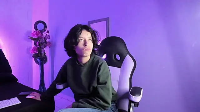 CoralAndOcean_のライブXXXチャット