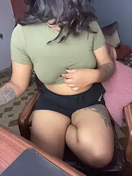 Brown_Beautyz's Webcam Show