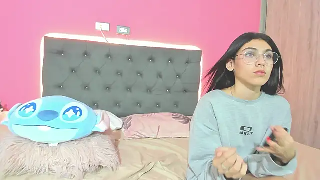 ariloe_quintero's Live XXX Chat