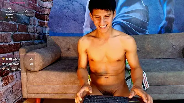 عرض كام Atlas_desire