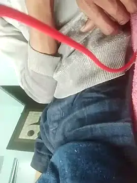 Pokazy przed kamerką – PrabV0319