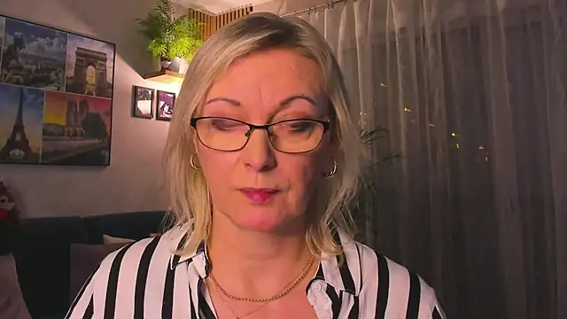 vanessa_chat: απευθείας συνομιλία ΧΧΧ