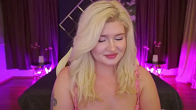 CocoSecretss' Live XXX Chat