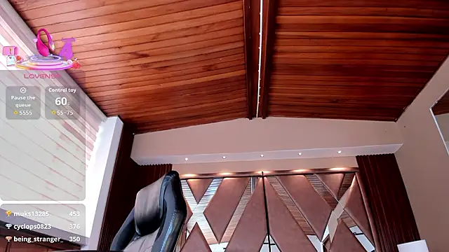 Chat XXX en directo de IsabellaaJoness