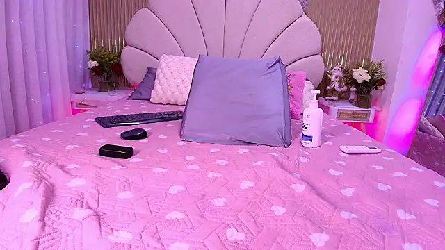 Онлайн чат XXX aisha_sh