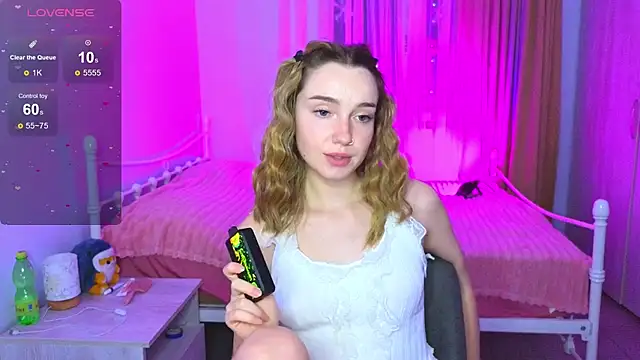 Wild_Sophie_'s Live XXX Chat