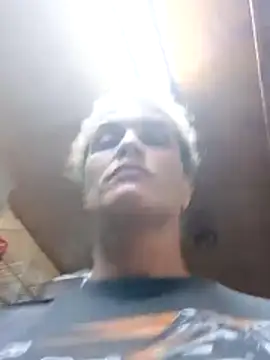 Chatroom XXX en direct de sarahkat86