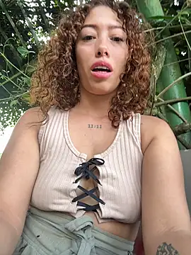 Chat XXX Live roxyrougee