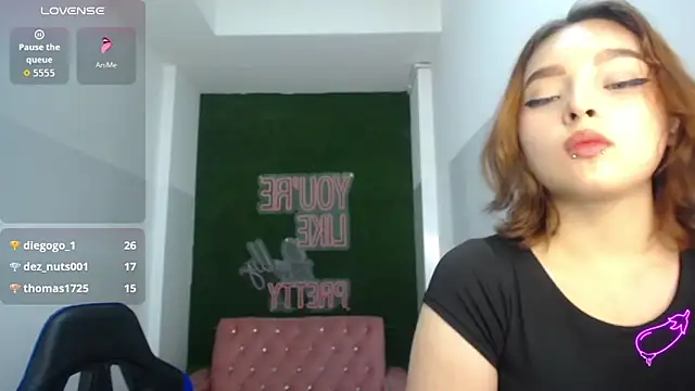 mia_foster_tのライブXXXチャット