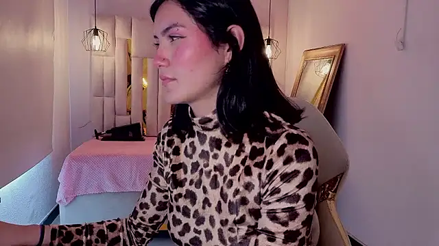 Brandy_collinss' Live XXX Chat